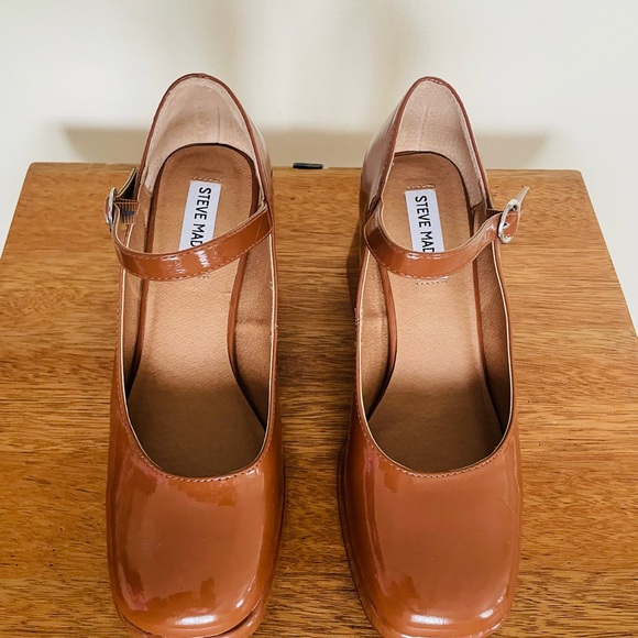 Steve Madden Tan Platform Mary Jane Heels - Picture 8 of 10